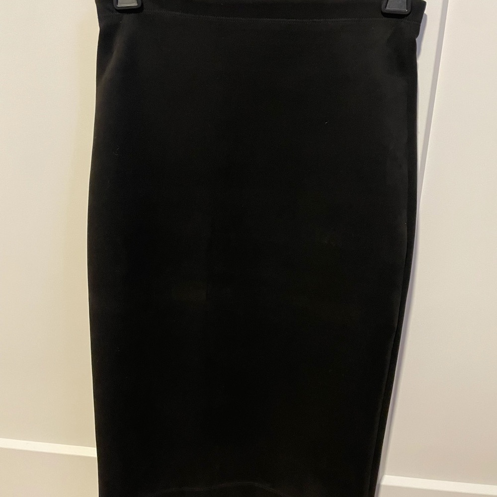 Bcbg Skinny pencil skirt black